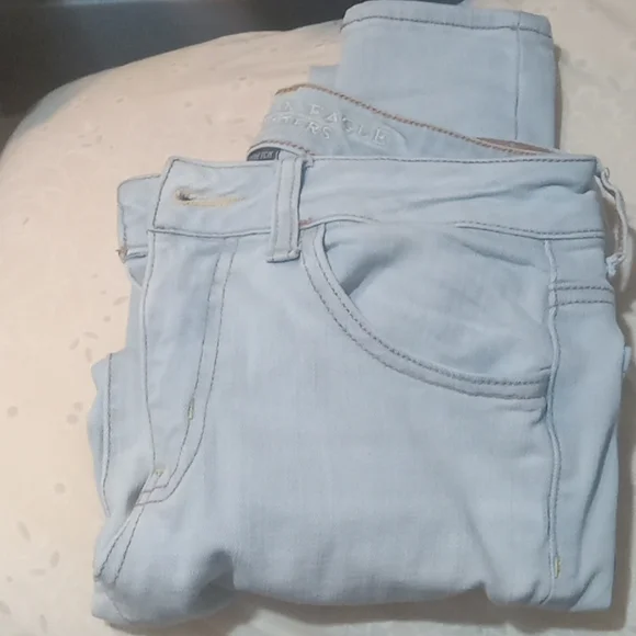 American Eagle Jeans - Picture 4 of 4